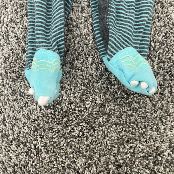 9 Months Carter’s Infant/Baby Button Up Footie PJ Bundle - Picture 12 of 15